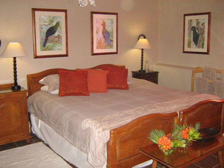 bedroom-hornbills-getaway