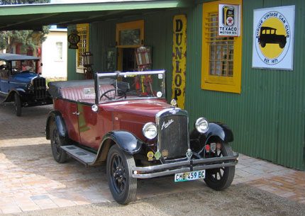 thomas-river-vintage-car